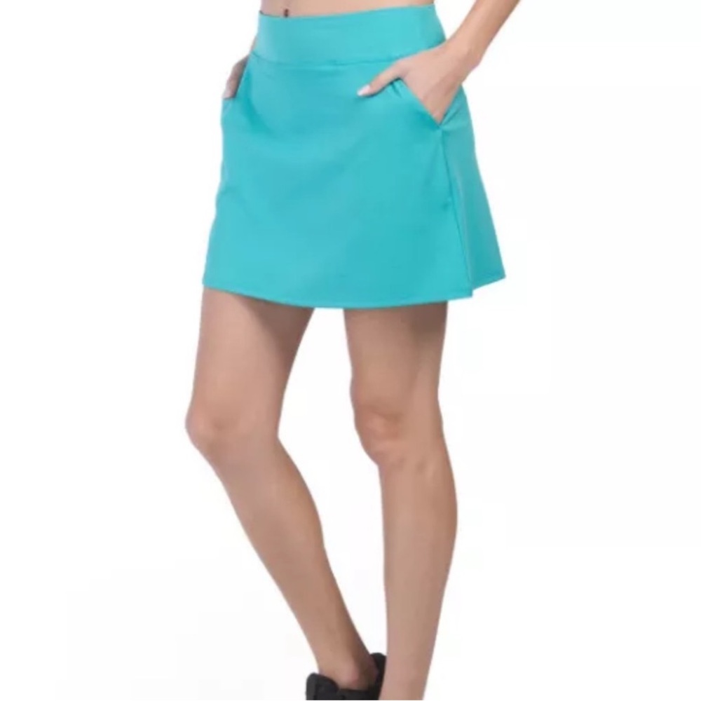 Tommy Bahama Women’s Active Golf Teal Mini Skirt